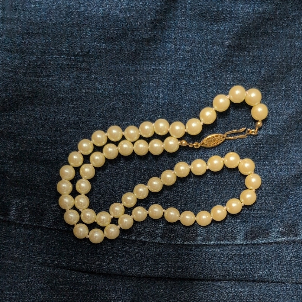 Elegant Cream Pearl Necklace From Avon